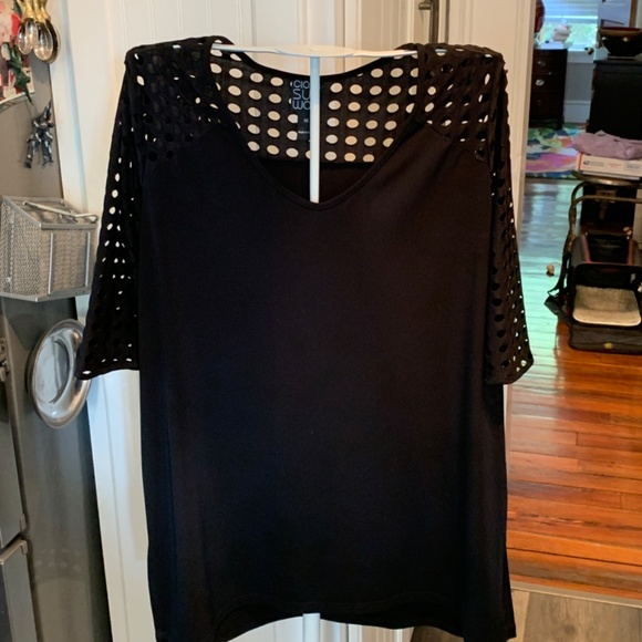 Clara Sun Woo laser cut out‎  top. Worn 2x - Picture 2 of 5